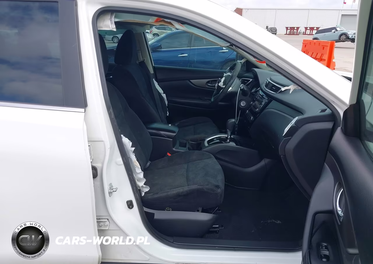 2015 Nissan Rogue S VIN:5N1AT2MT8FC841367 - 5