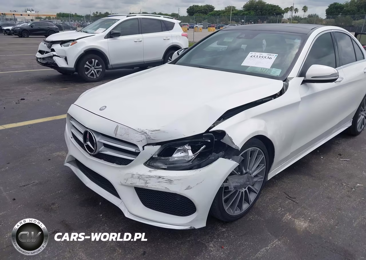 2017 Mercedes-Benz C 300 Sport VIN:55SWF4JB4HU190610 - 6