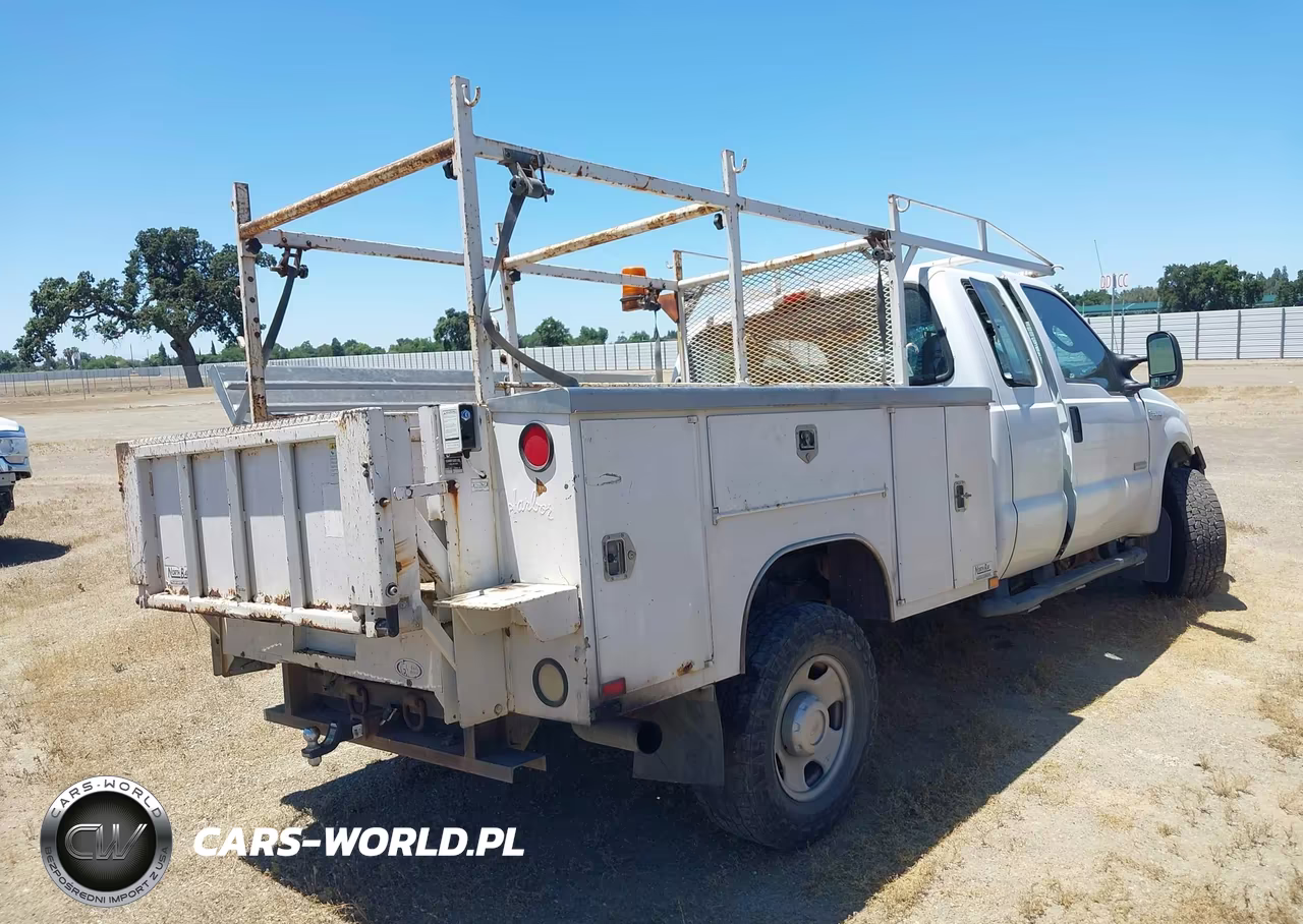 2005 Ford F-350 Lariat-Xl-Xlt VIN:1FDWX31P75EC01418 - 4