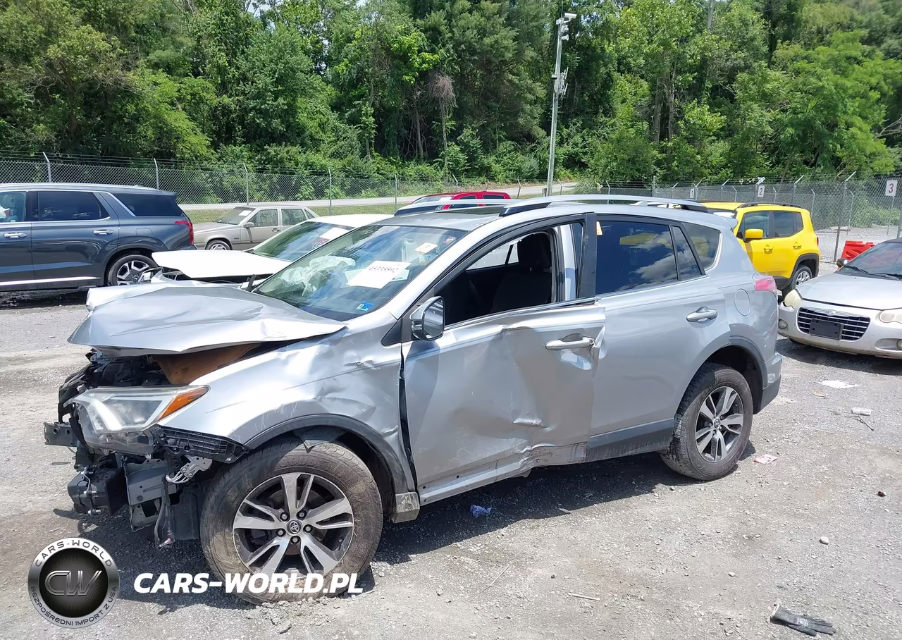 2018 Toyota Rav4 Xle VIN:JTMRFREVXJD228077 - 6