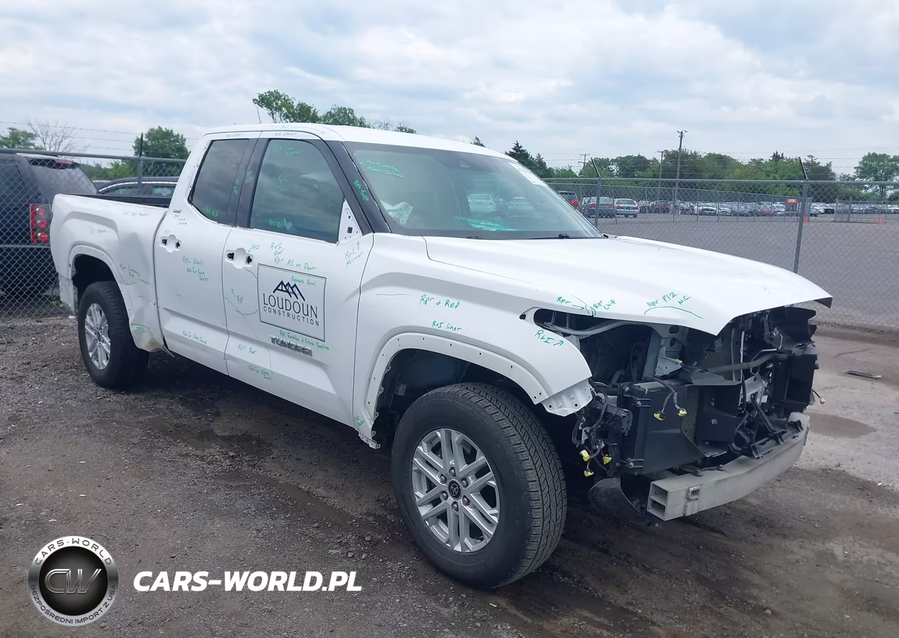 2022 Toyota Tundra Sr5 – zdjęcie 1 z 16