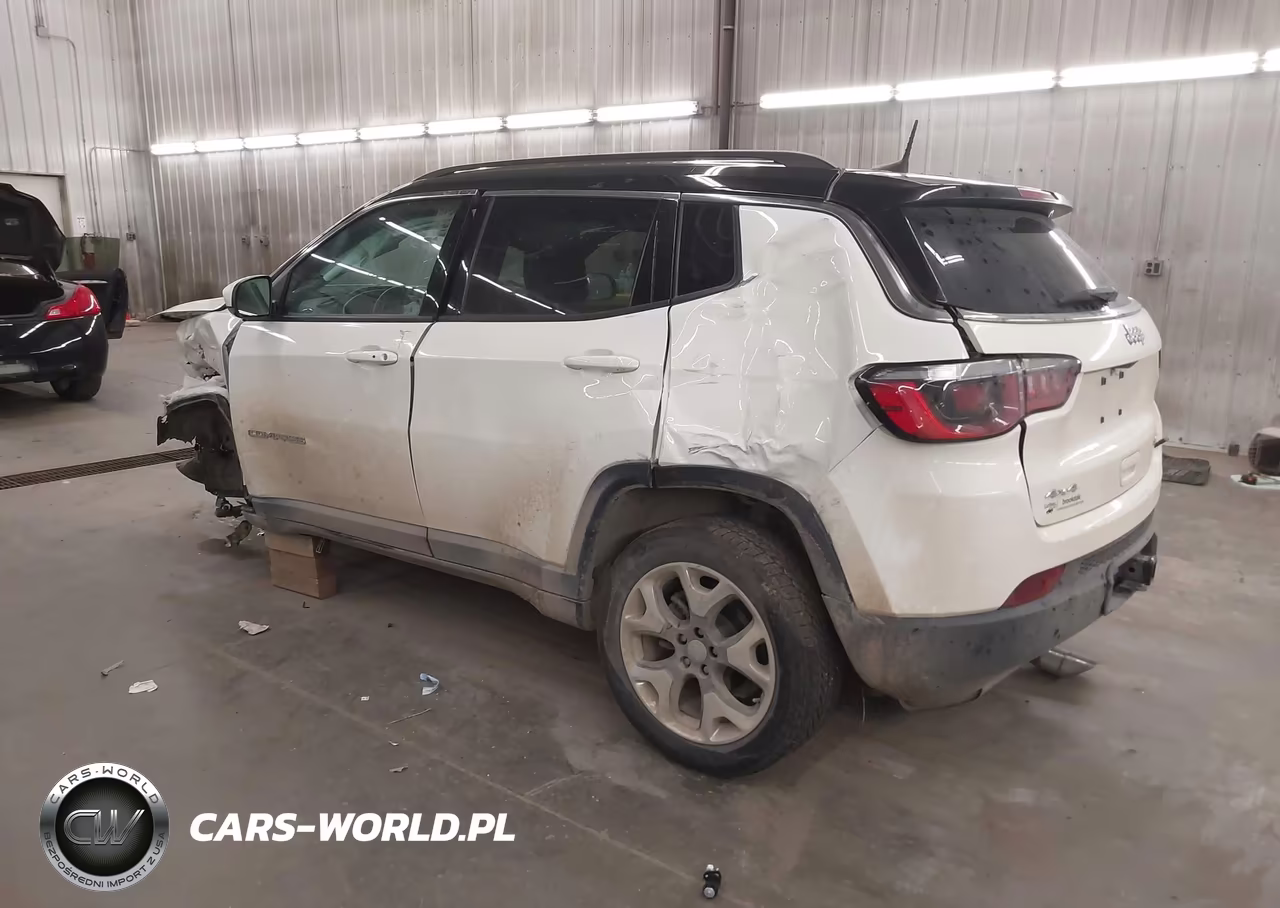 2018 Jeep Compass Limited VIN:3C4NJDCB1JT168998 - 3