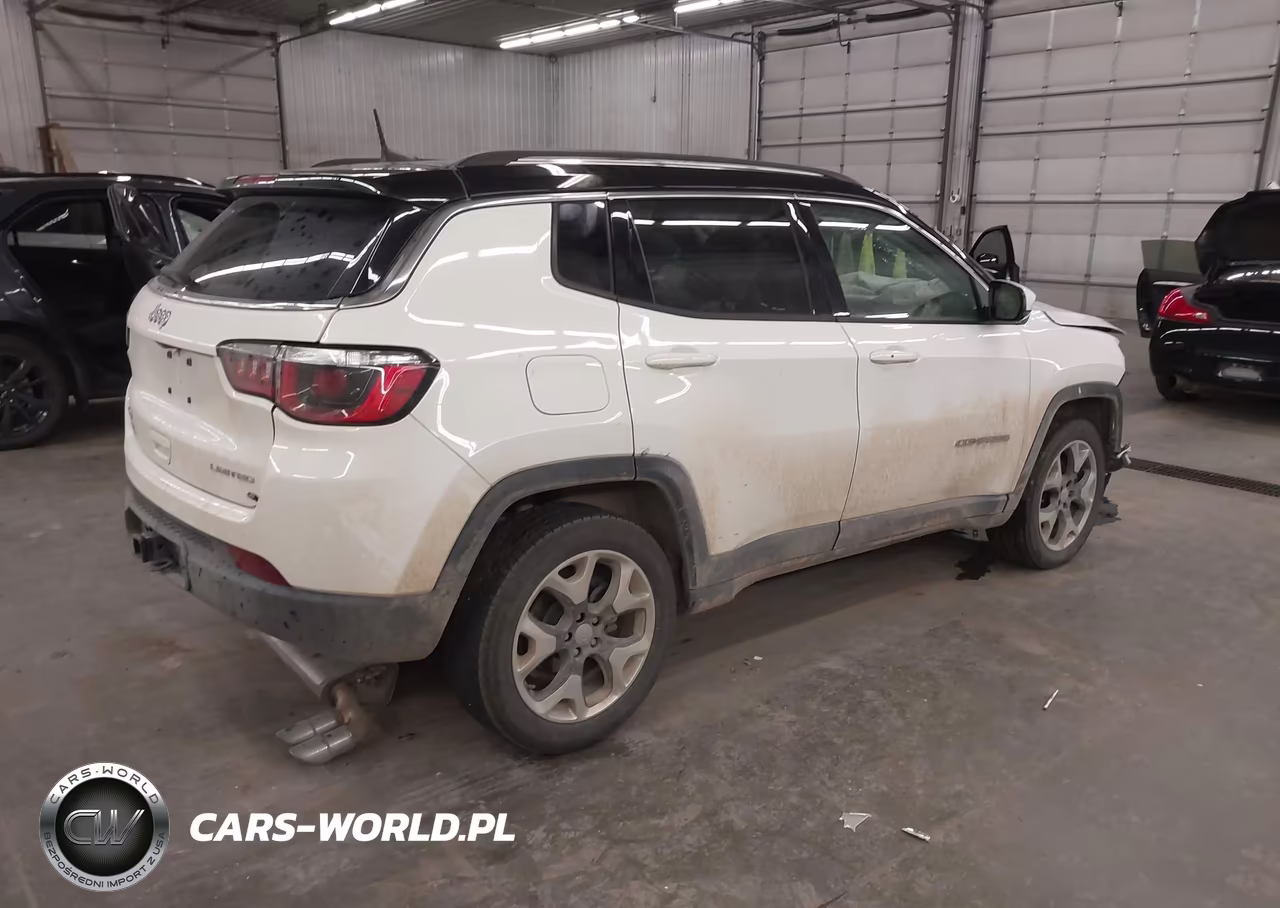 2018 Jeep Compass Limited VIN:3C4NJDCB1JT168998 - 4
