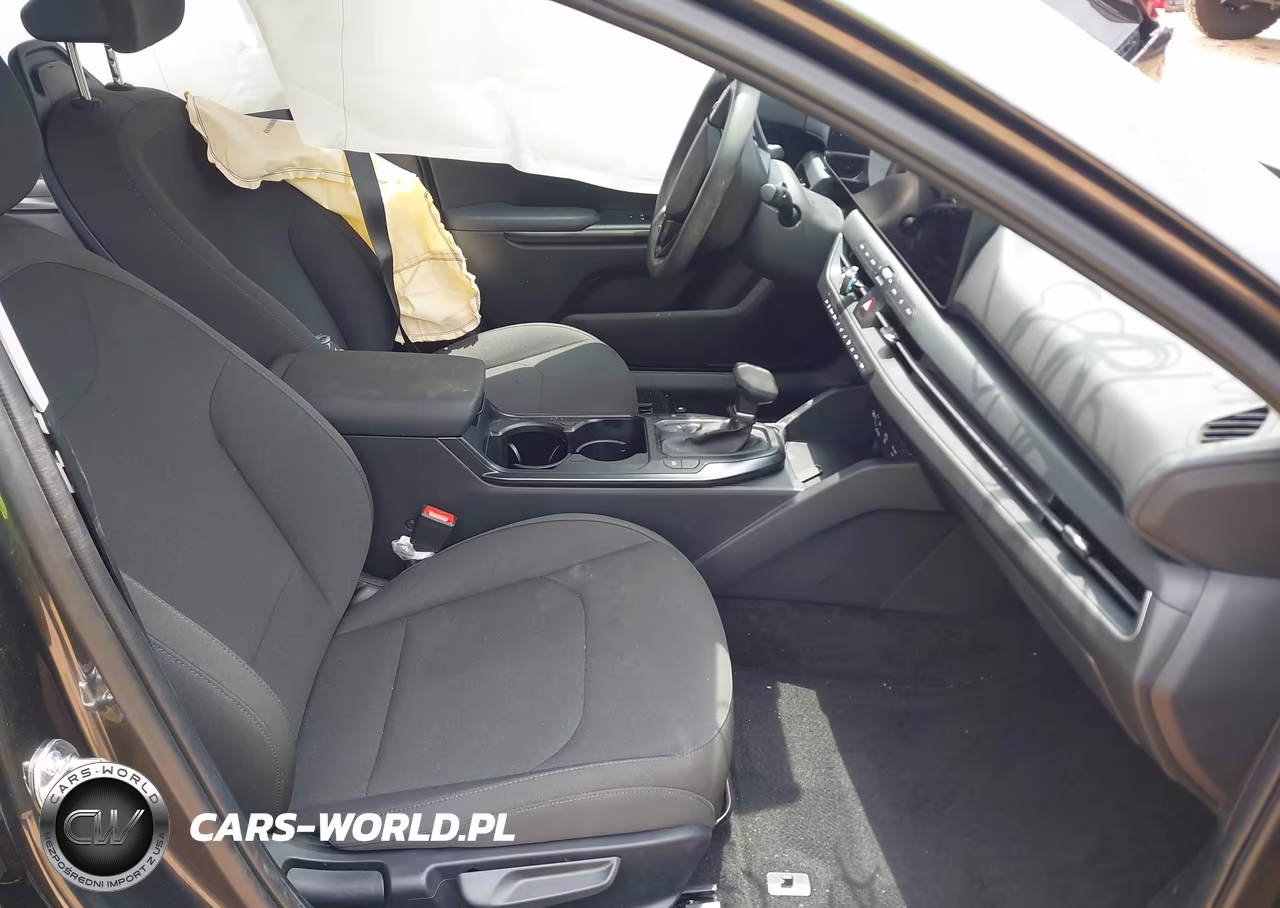 2026 Kia K4 Lxs VIN:3KPFT4DE2TE269885 - 5