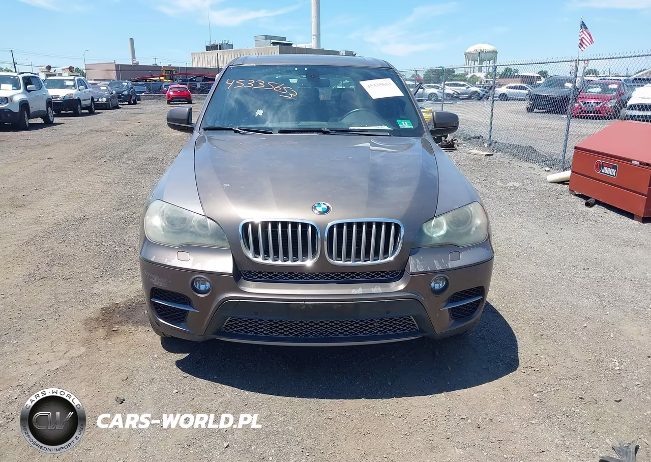 2011 BMW X5 xDrive50I VIN:5UXZV8C58BL418451 - 6
