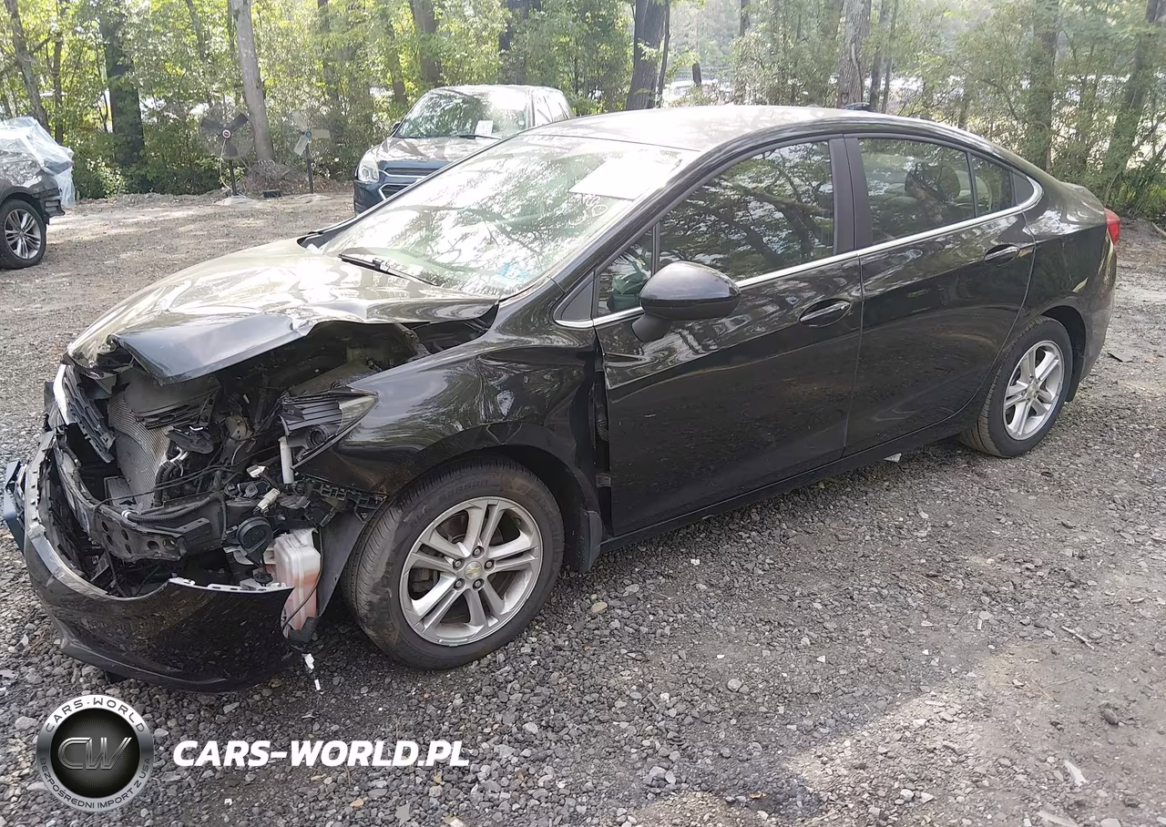 2018 Chevrolet Cruze Lt Auto VIN:1G1BE5SM0J7182565 - 2