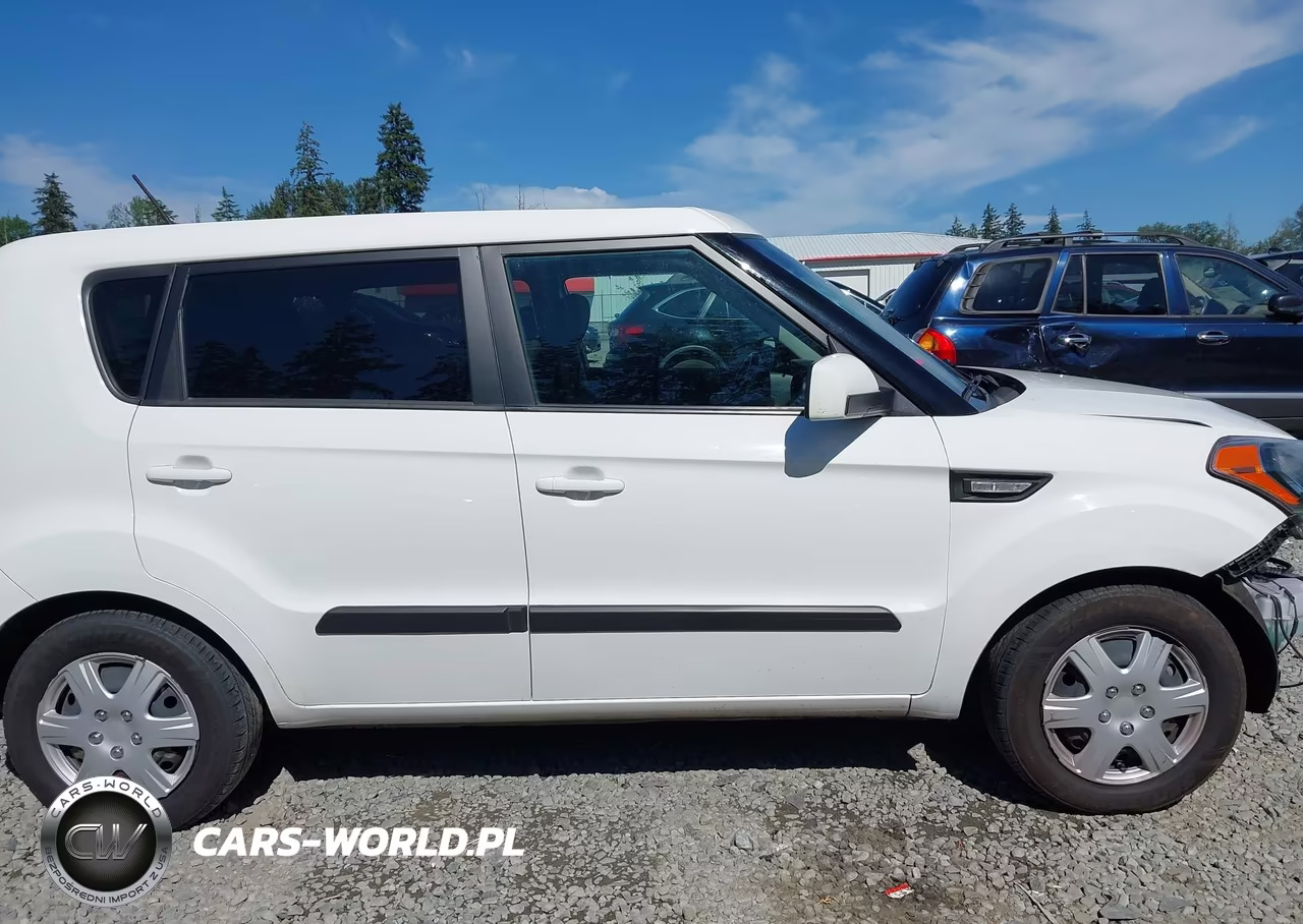 2013 Kia Soul VIN:KNDJT2A51D7512011 - 14