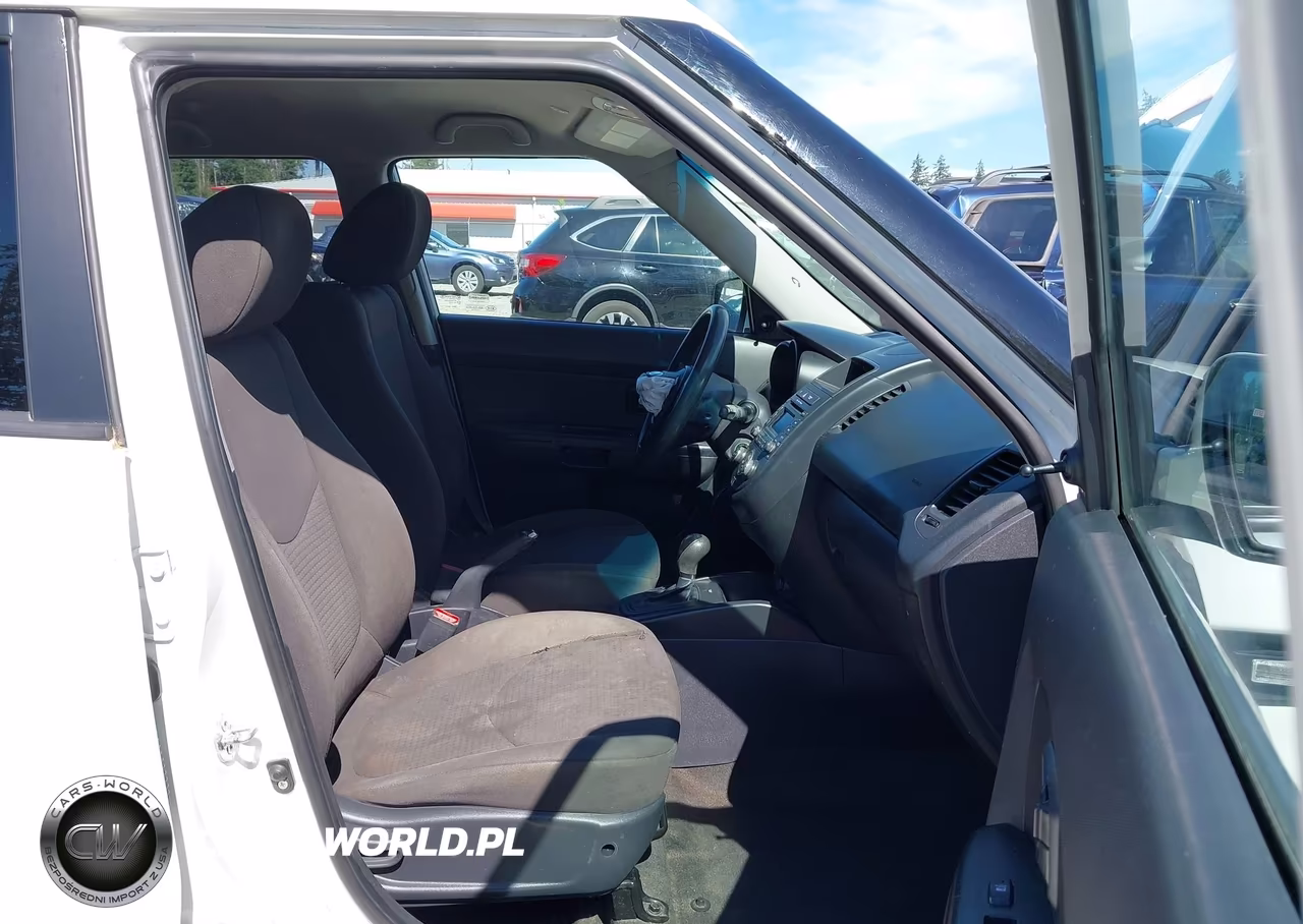 2013 Kia Soul VIN:KNDJT2A51D7512011 - 18