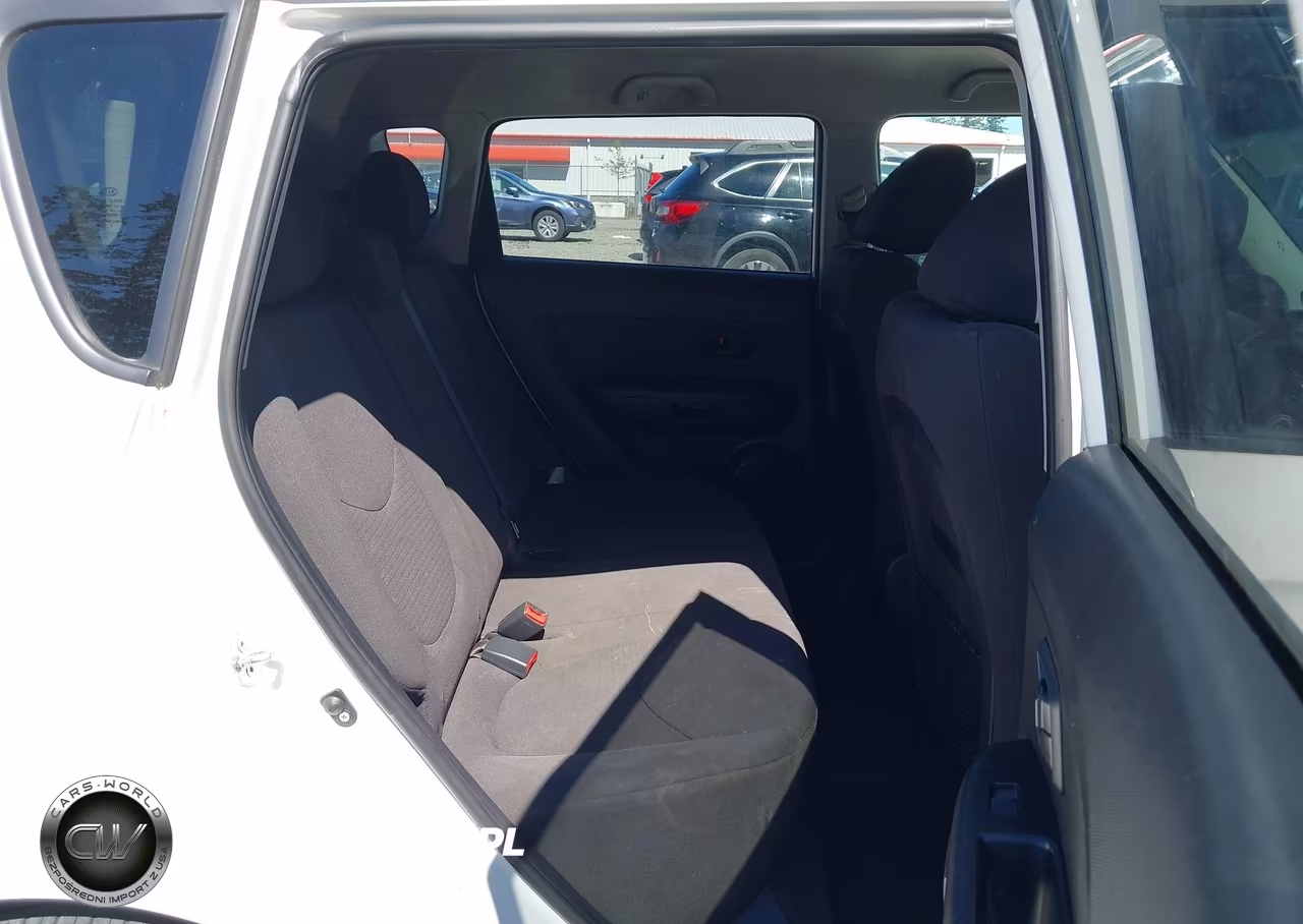 2013 Kia Soul VIN:KNDJT2A51D7512011 - 19