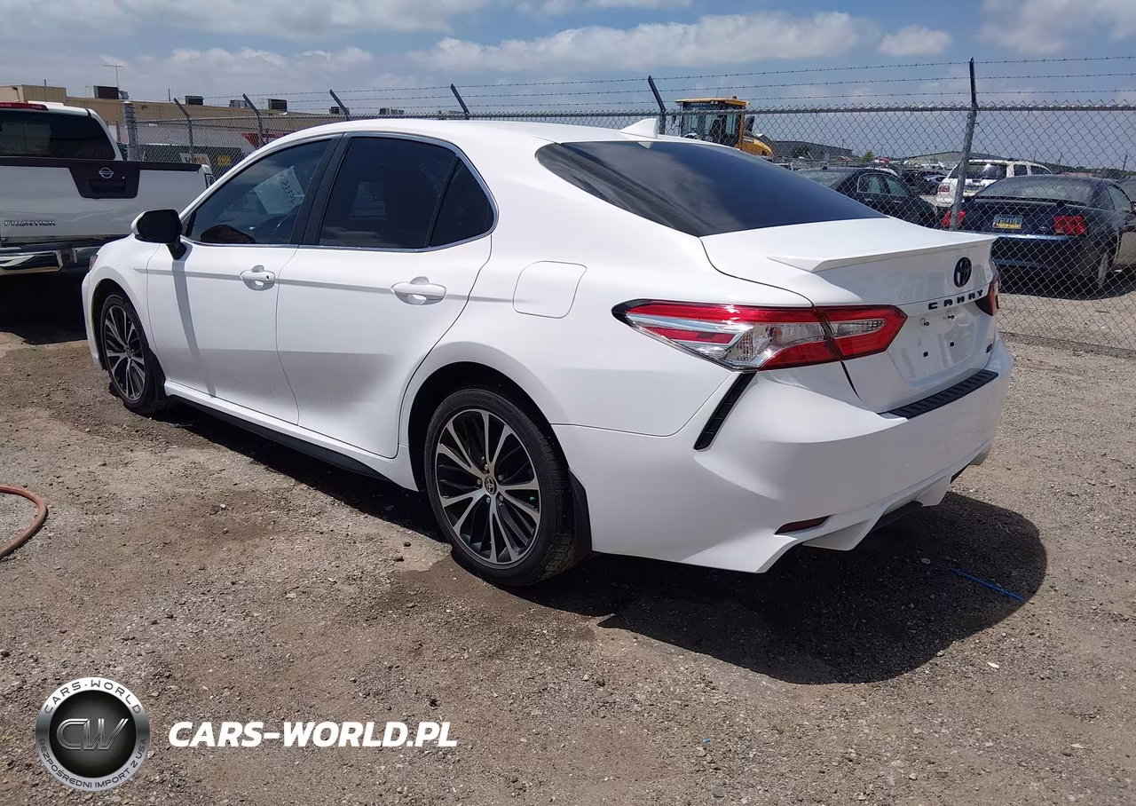 2020 Toyota Camry Se VIN:4T1M11AK7LU999326 - 3