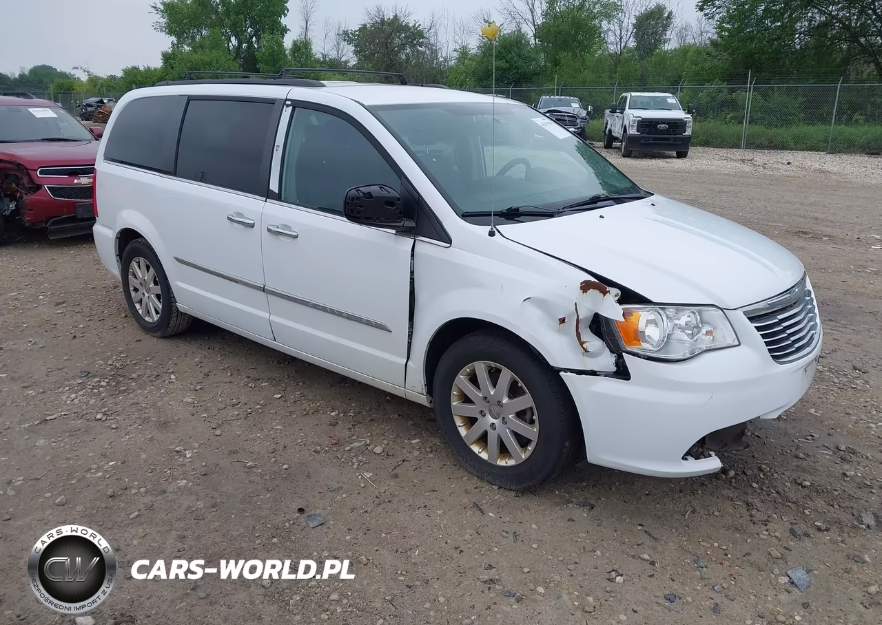 2016 Chrysler Town & Country Touring – zdjęcie 1 z 18