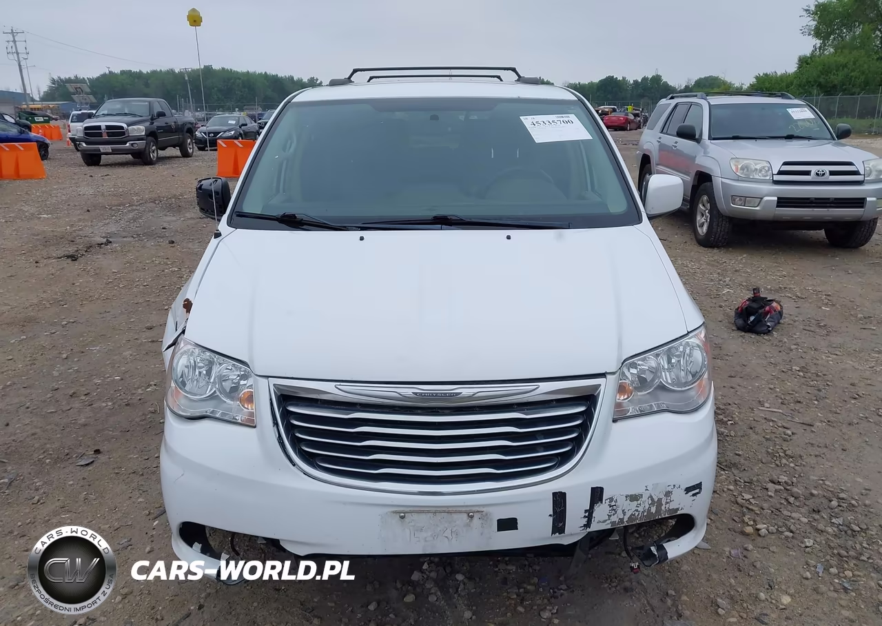 2016 Chrysler Town & Country Touring VIN:2C4RC1BG2GR111731 - 12