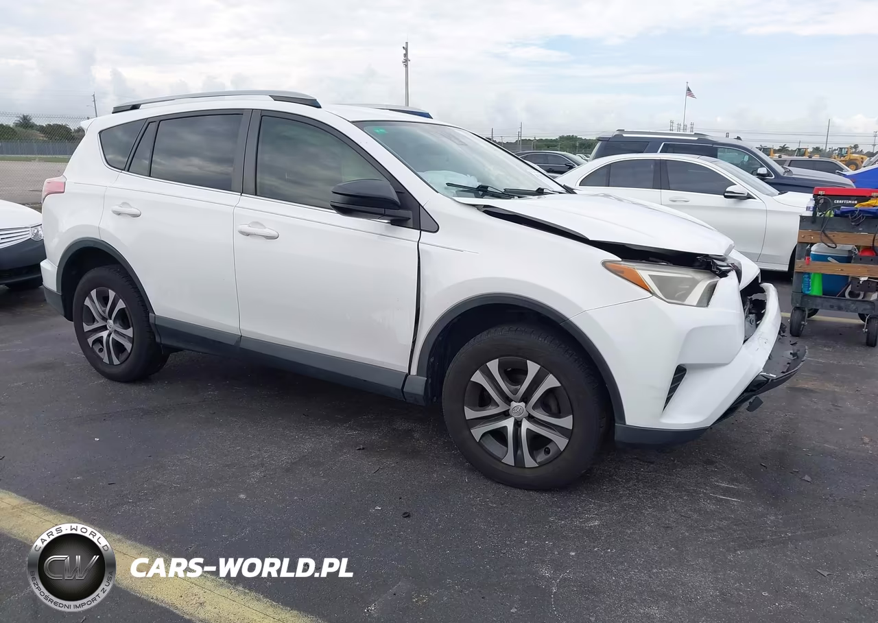 2018 Toyota Rav4 Le – zdjęcie 1 z 17