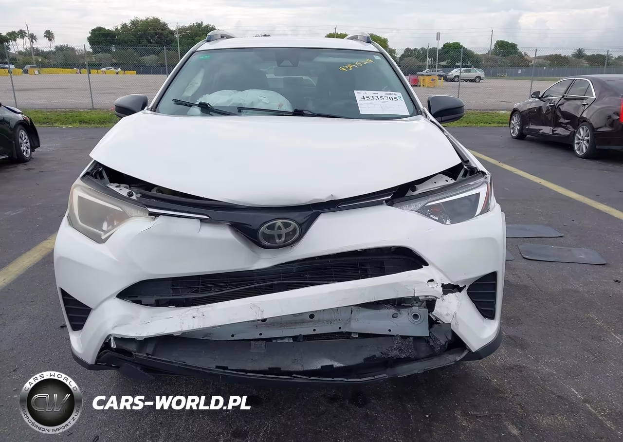 2018 Toyota Rav4 Le VIN:JTMZFREV8JJ186509 - 13