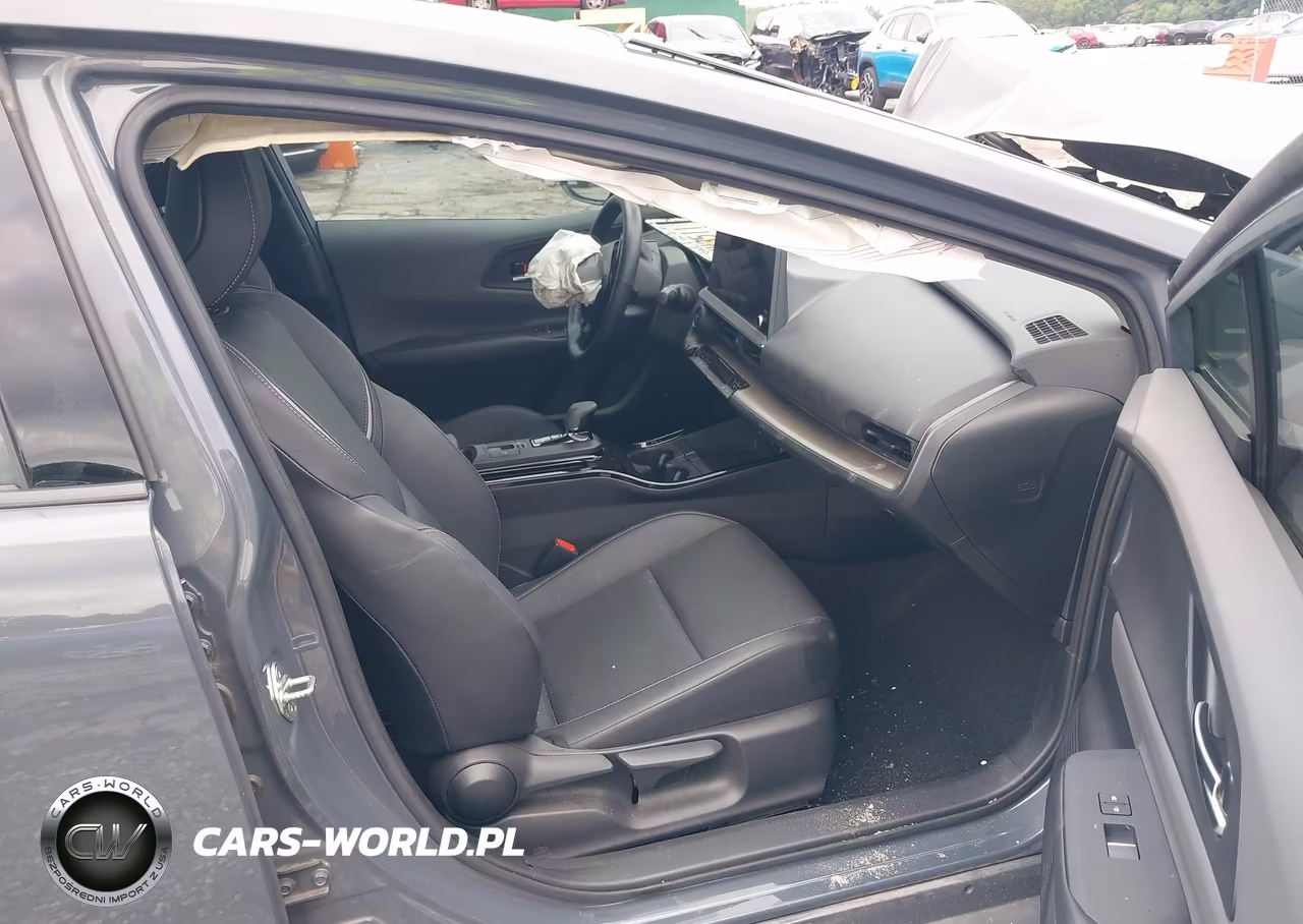 2023 Toyota Prius Limited VIN:JTDACAAU0P3011480 - 5