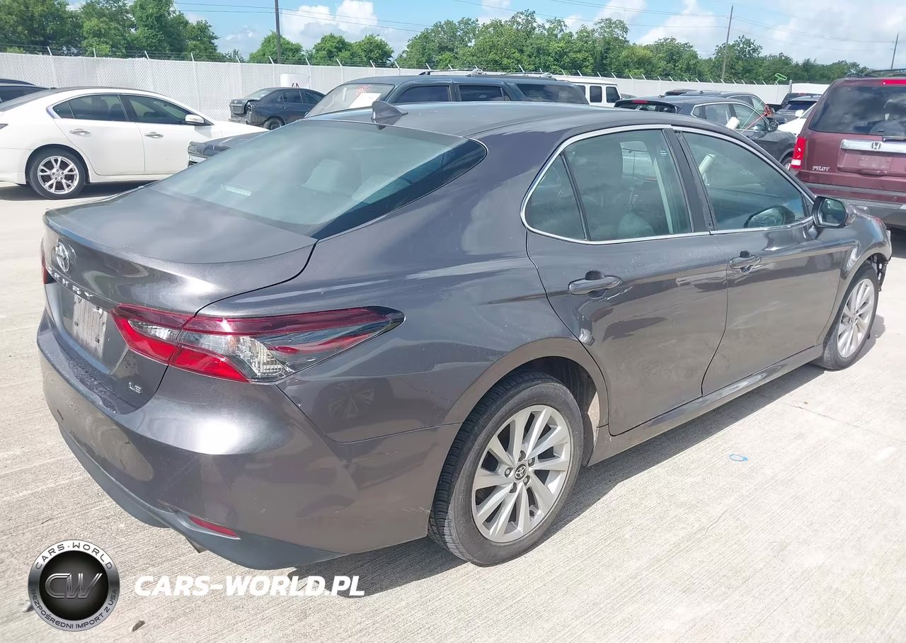 TOYOTA CAMRY VIN:4T1C11AK7RU856879 - 4