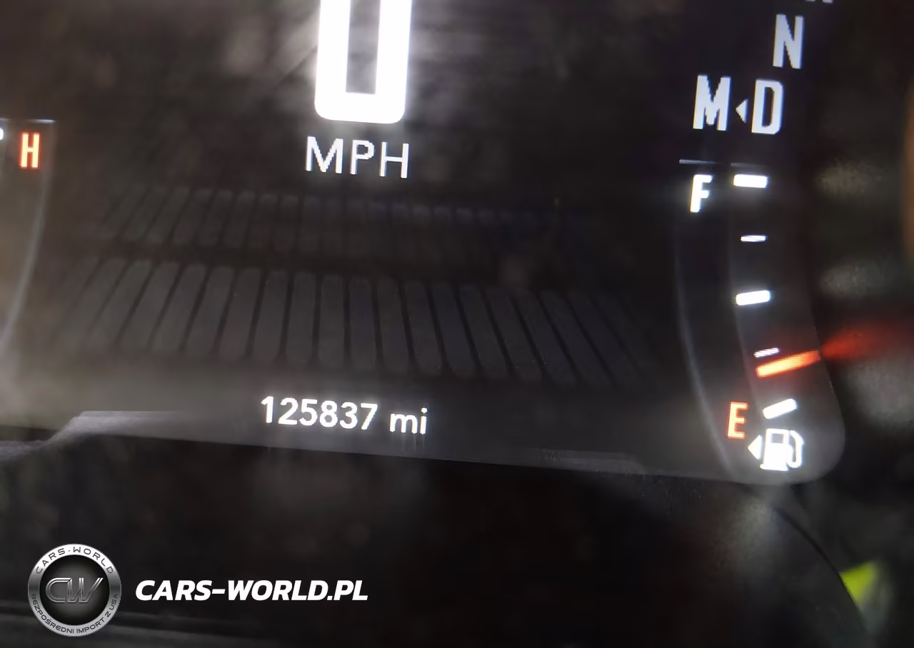 2018 Dodge Challenger R-T VIN:2C3CDZBTXJH306055 - 15