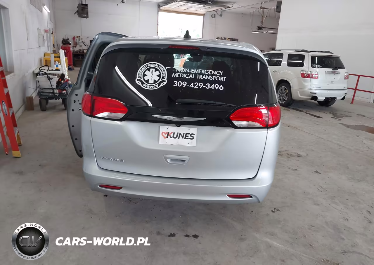 2023 Chrysler Voyager Lx VIN:2C4RC1CG6PR516263 - 17