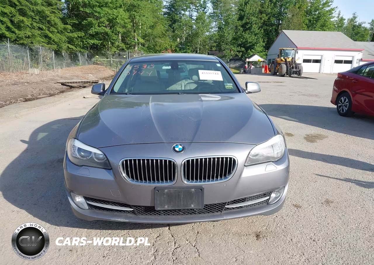 2012 BMW 528I xDrive VIN:WBAXH5C5XCDW08047 - 13