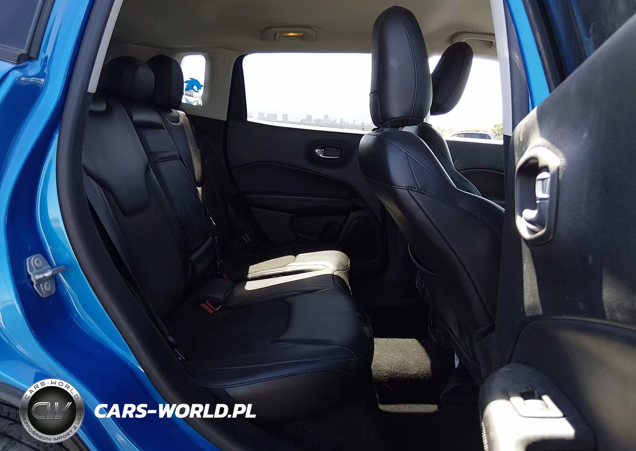 2018 Jeep Compass Altitude 4X4 VIN:3C4NJDBB4JT455236 - 8