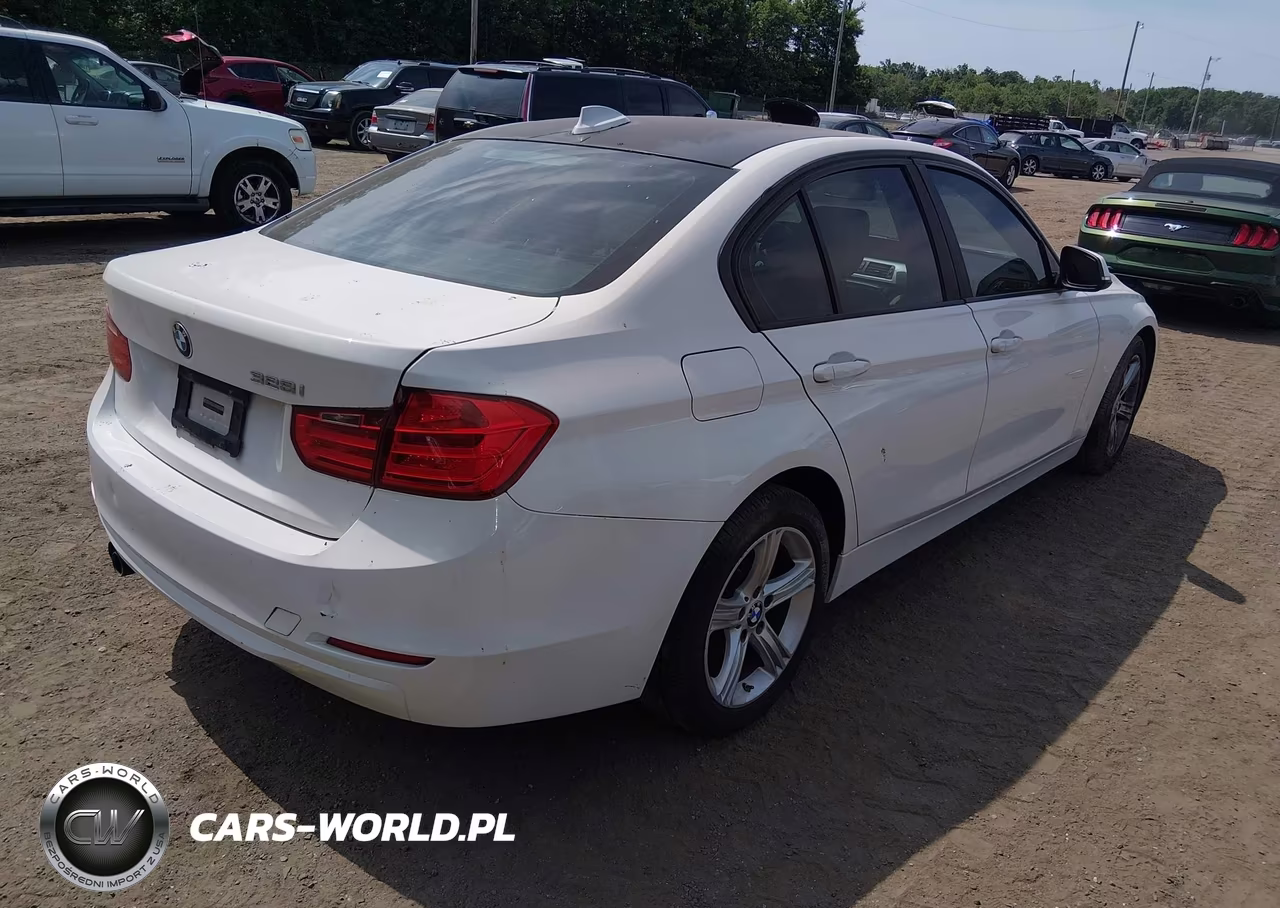 2012 BMW 328I VIN:WBA3A5G50CNN65412 - 4