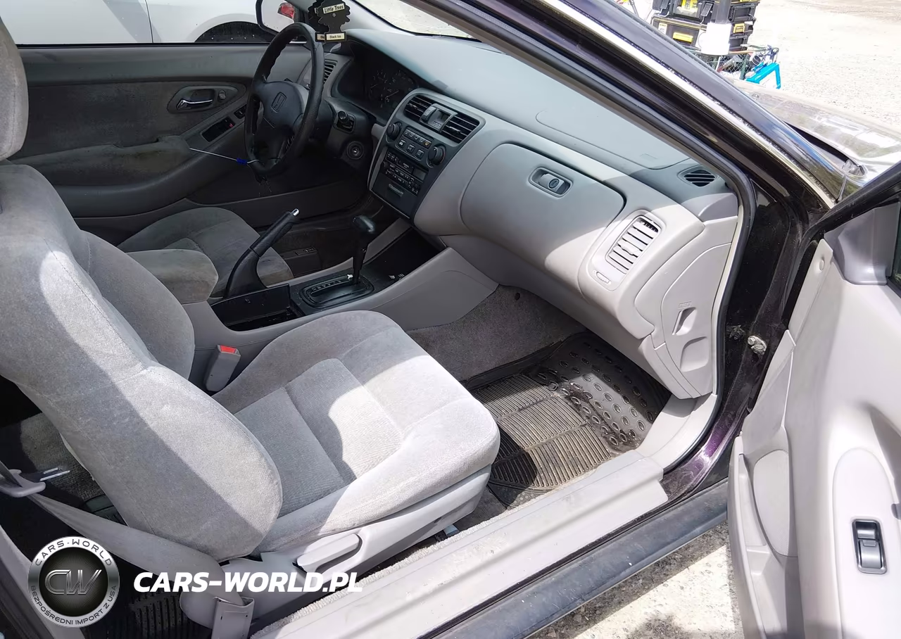1998 Honda Accord Lx VIN:1HGCG324XWA000246 - 5
