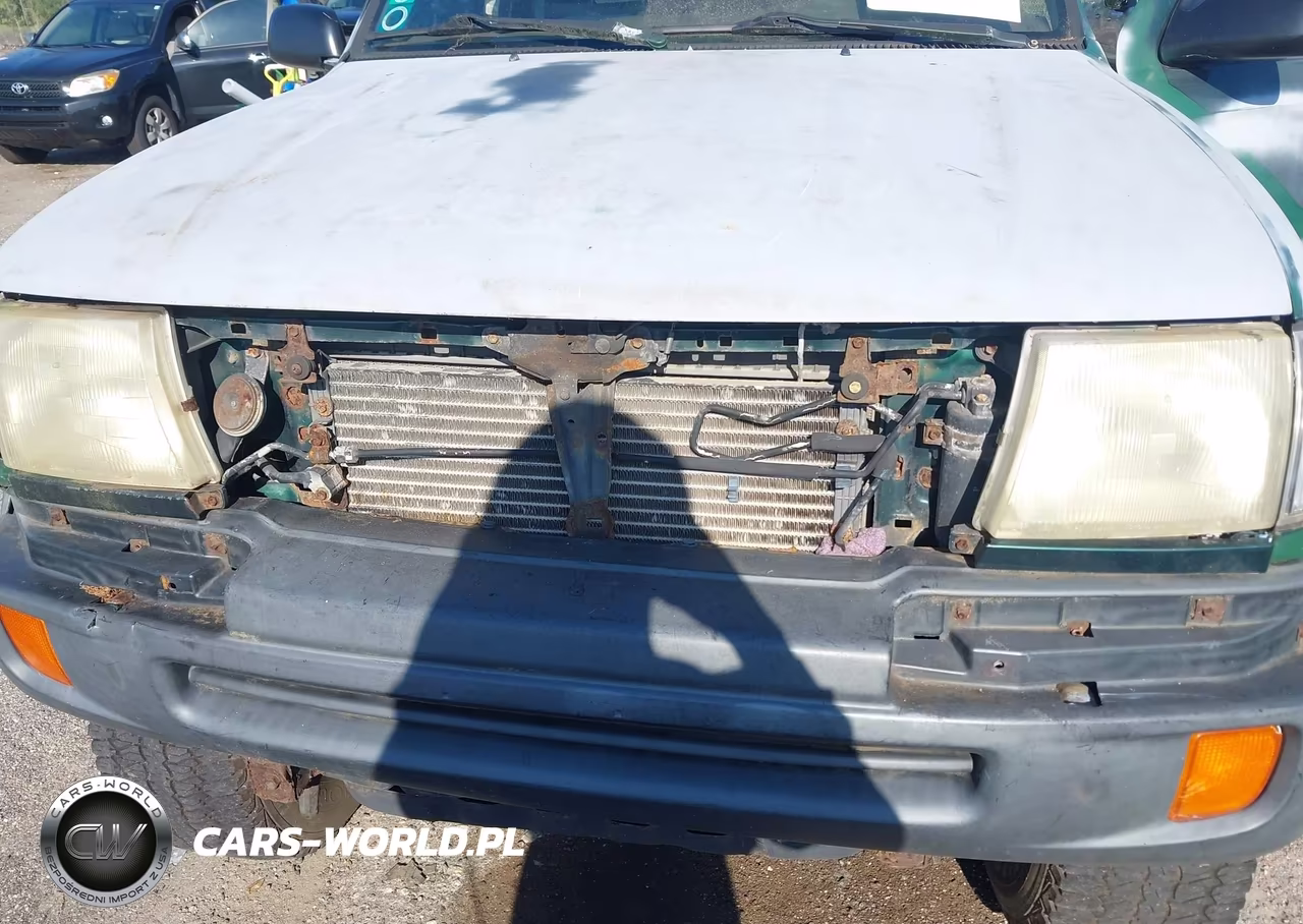 2000 Toyota Tacoma VIN:4TAPM62N3YZ638180 - 6
