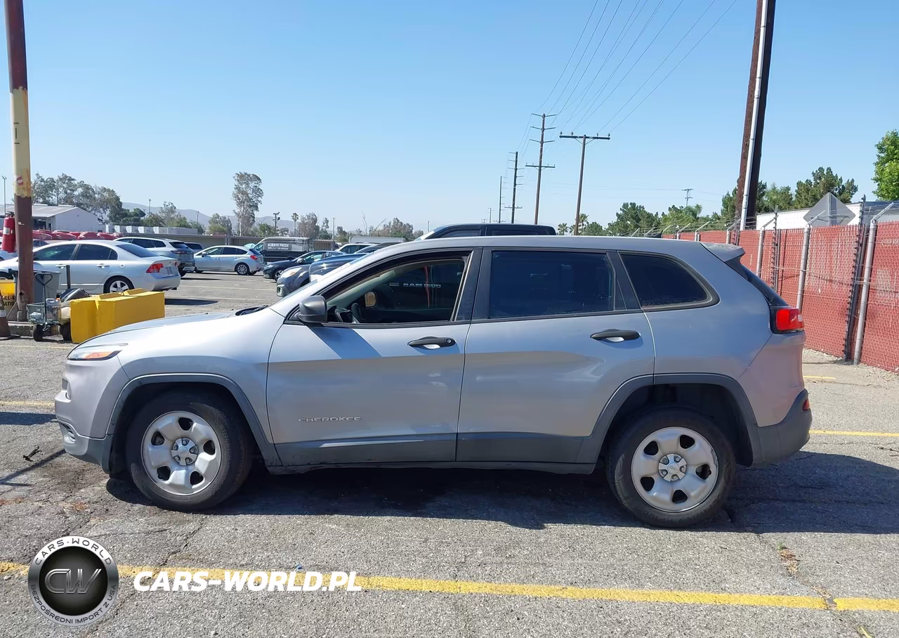 2015 Jeep Cherokee Sport VIN:1C4PJLAB9FW722022 - 14