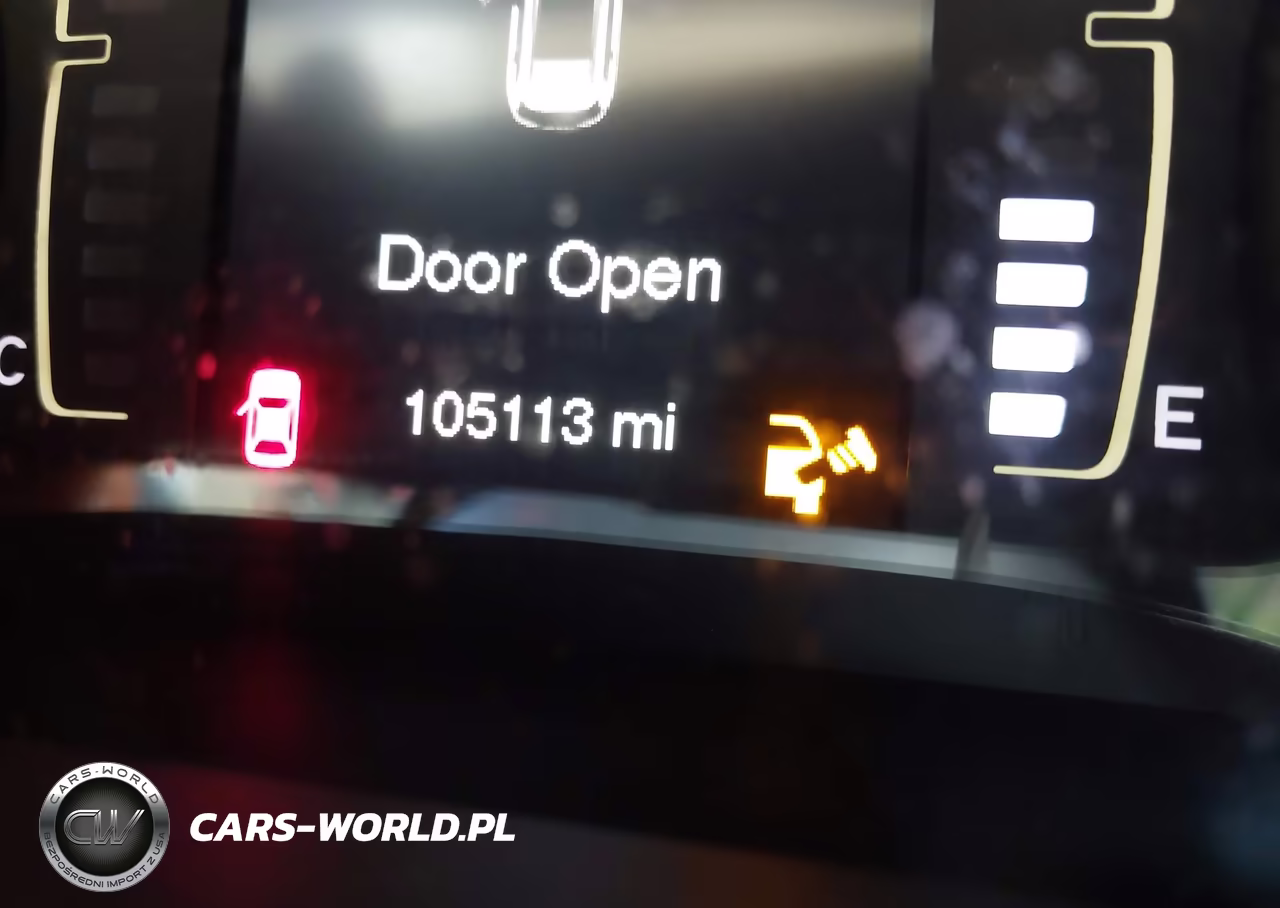 2015 Jeep Cherokee Sport VIN:1C4PJLAB9FW722022 - 15
