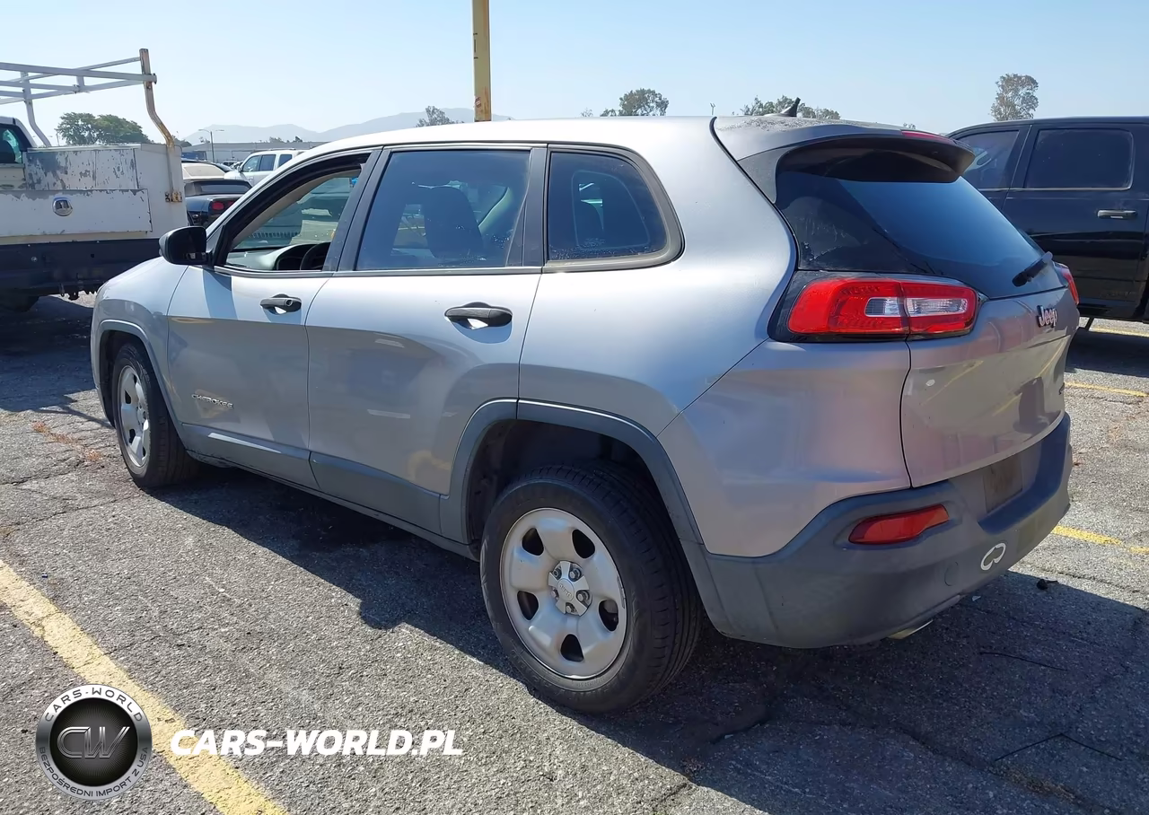 2015 Jeep Cherokee Sport VIN:1C4PJLAB9FW722022 - 3