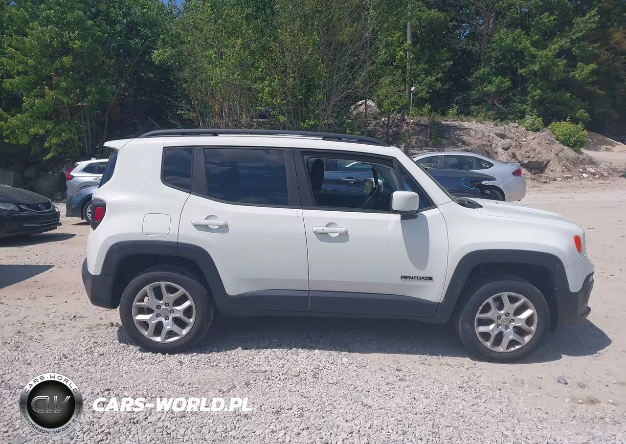 2017 Jeep Renegade Latitude 4X4 VIN:ZACCJBBB3HPE89052 - 13
