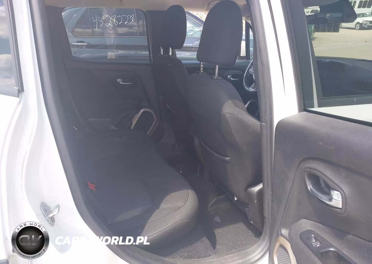 2017 Jeep Renegade Latitude 4X4 VIN:ZACCJBBB3HPE89052 - 8