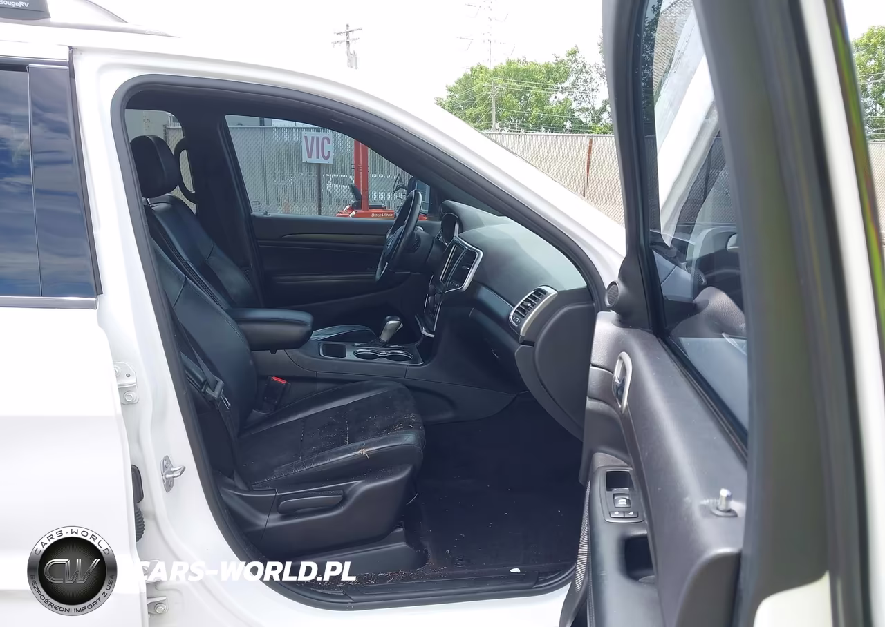2018 Jeep Grand Cherokee Altitude 4X4 VIN:1C4RJFAG6JC103734 - 5