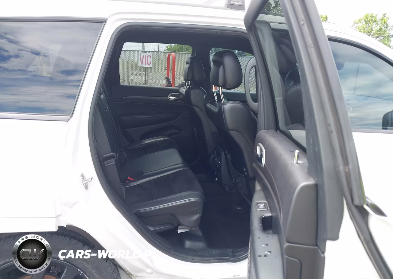 2018 Jeep Grand Cherokee Altitude 4X4 VIN:1C4RJFAG6JC103734 - 8