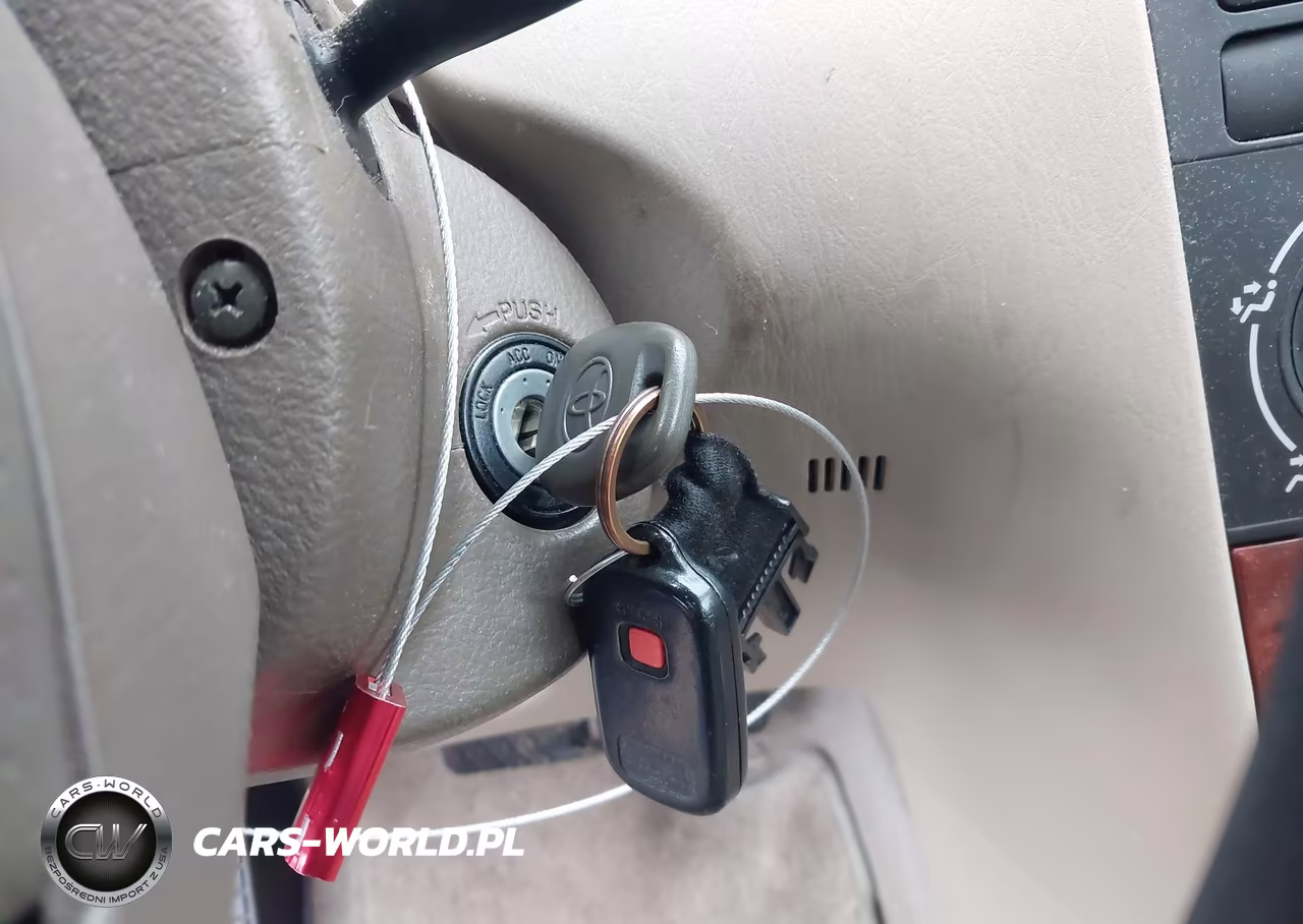 2005 Toyota Corolla Le VIN:1NXBR32E95Z371081 - 11