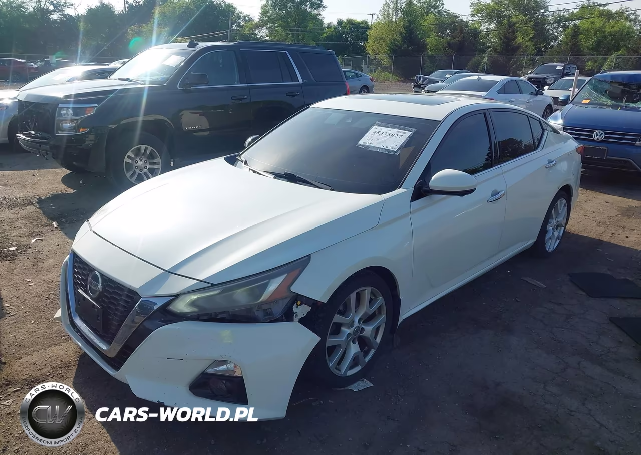 2019 Nissan Altima 2.0 Platinum VIN:1N4AL4FV1KC244723 - 2