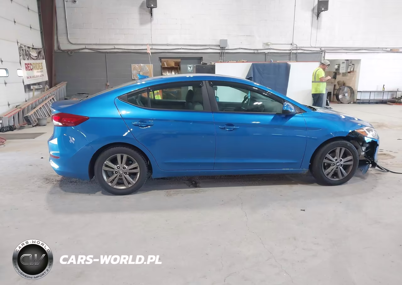 2017 Hyundai Elantra Se VIN:5NPD84LF7HH076119 - 13
