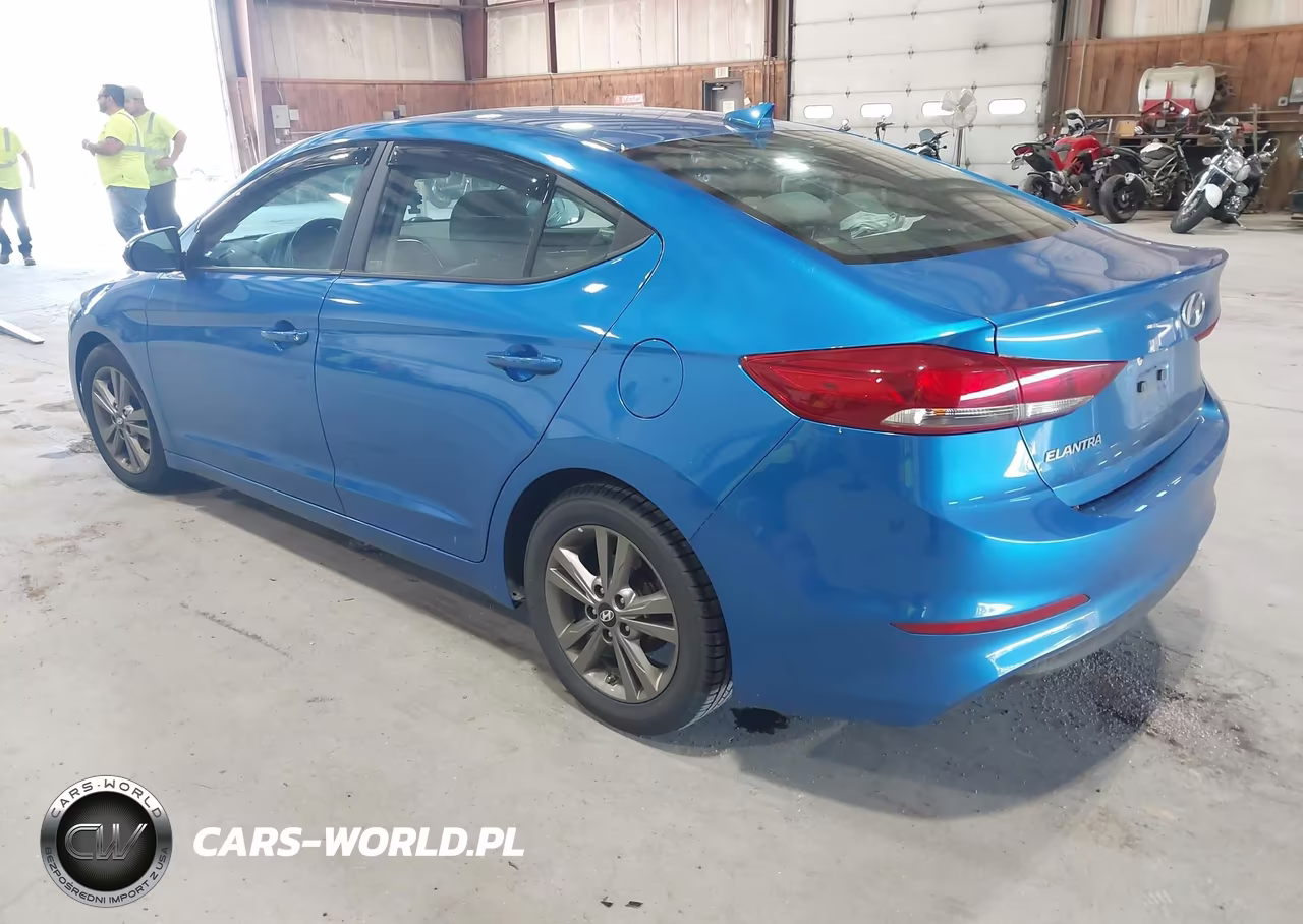 2017 Hyundai Elantra Se VIN:5NPD84LF7HH076119 - 3