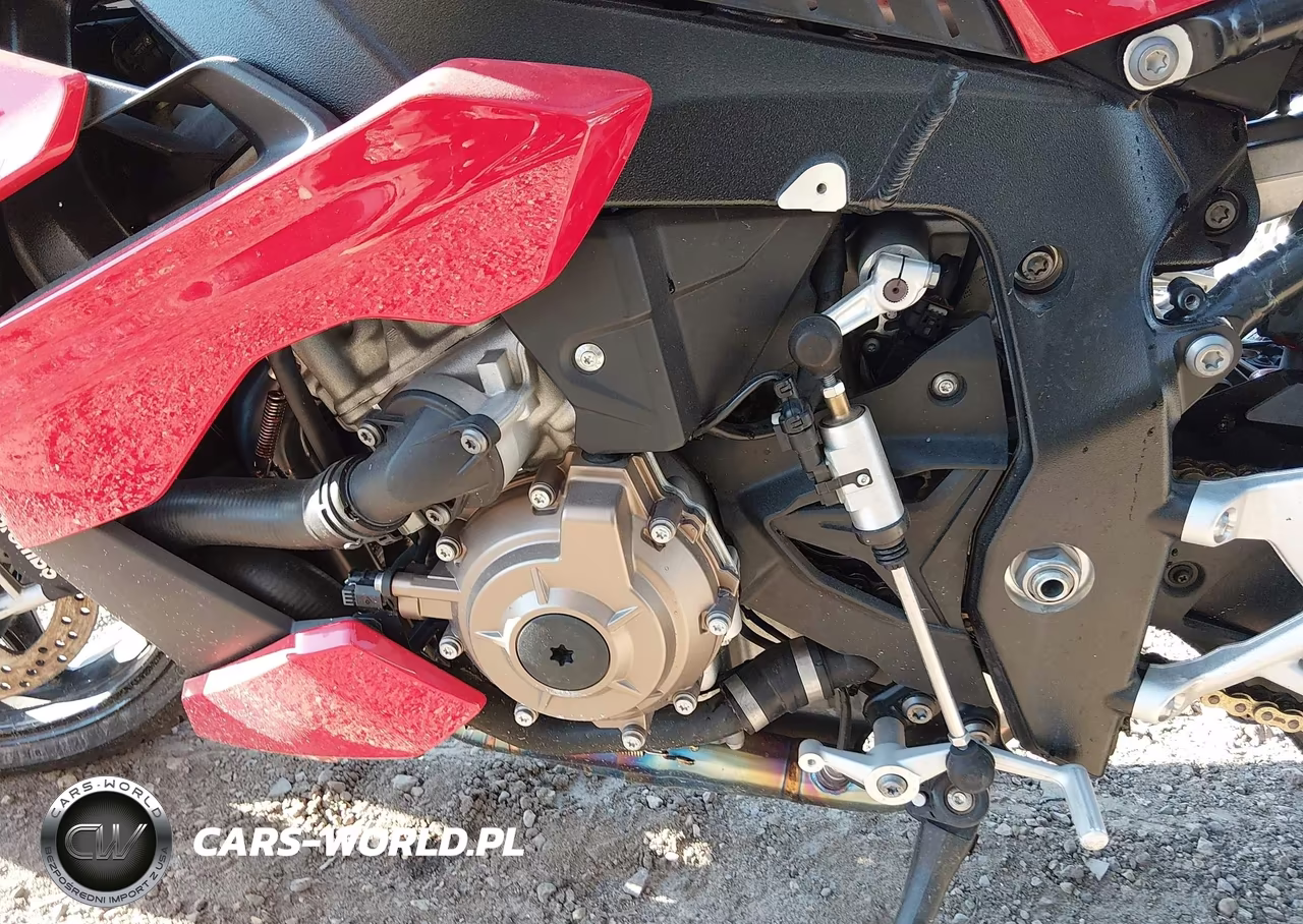 2022 BMW S 1000 R VIN:WB10E5306N6E37225 - 9