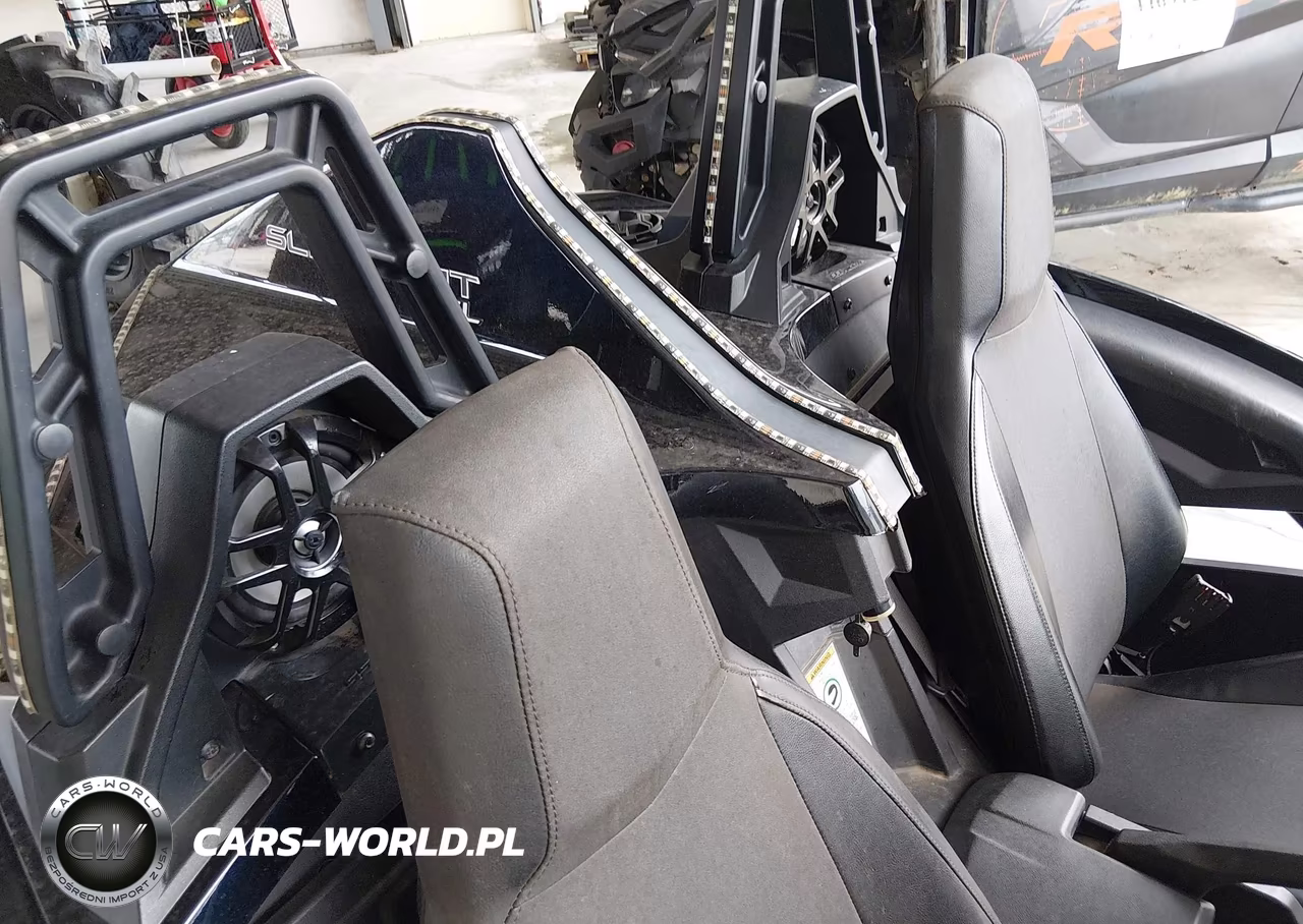 2021 Polaris Slingshot Sl VIN:57XAAPHD8M8146078 - 8