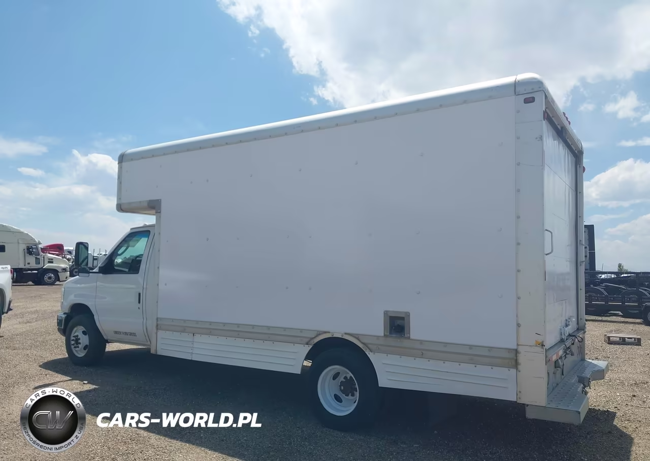 2009 Ford E-450 Cutaway VIN:1FDXE45S39DA86911 - 14
