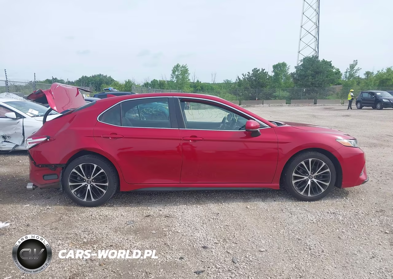 2020 Toyota Camry Se VIN:4T1G11AK7LU314495 - 13