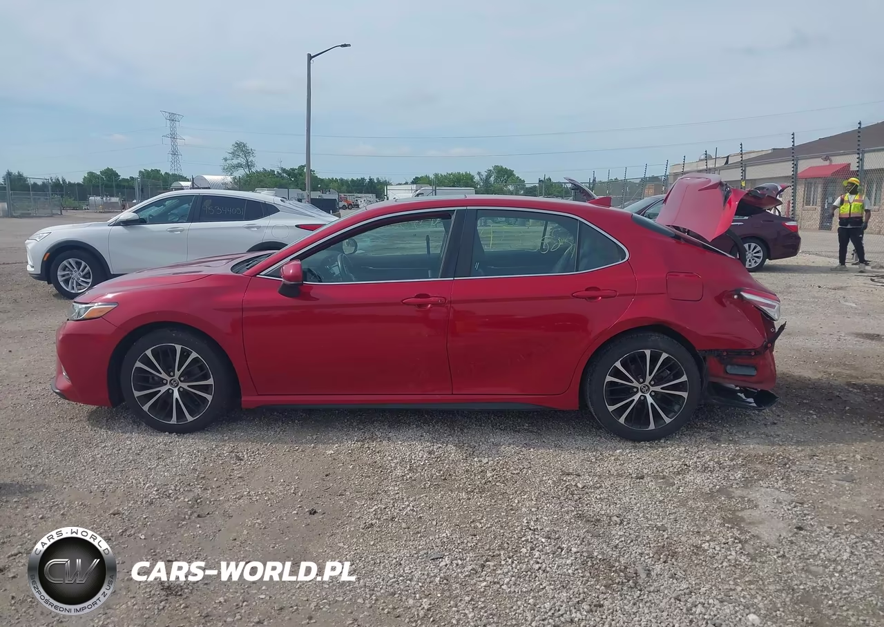 2020 Toyota Camry Se VIN:4T1G11AK7LU314495 - 14