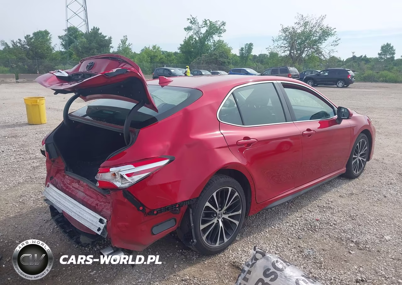 2020 Toyota Camry Se VIN:4T1G11AK7LU314495 - 4