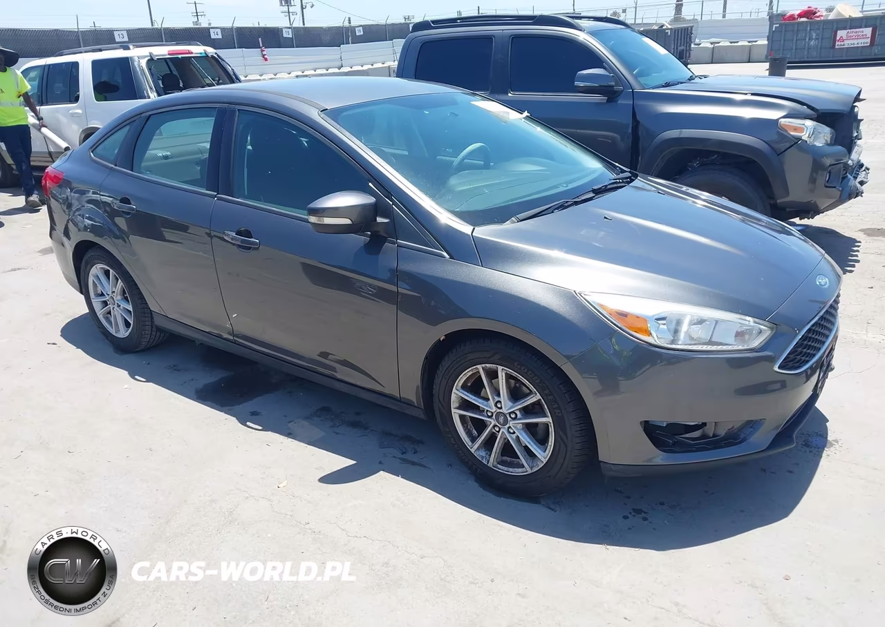 2017 Ford Focus Se – zdjęcie 1 z 11
