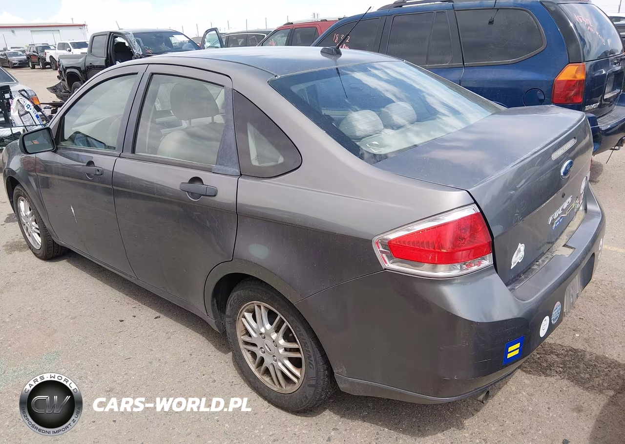 2009 Ford Focus Se VIN:1FAHP35N39W267881 - 3