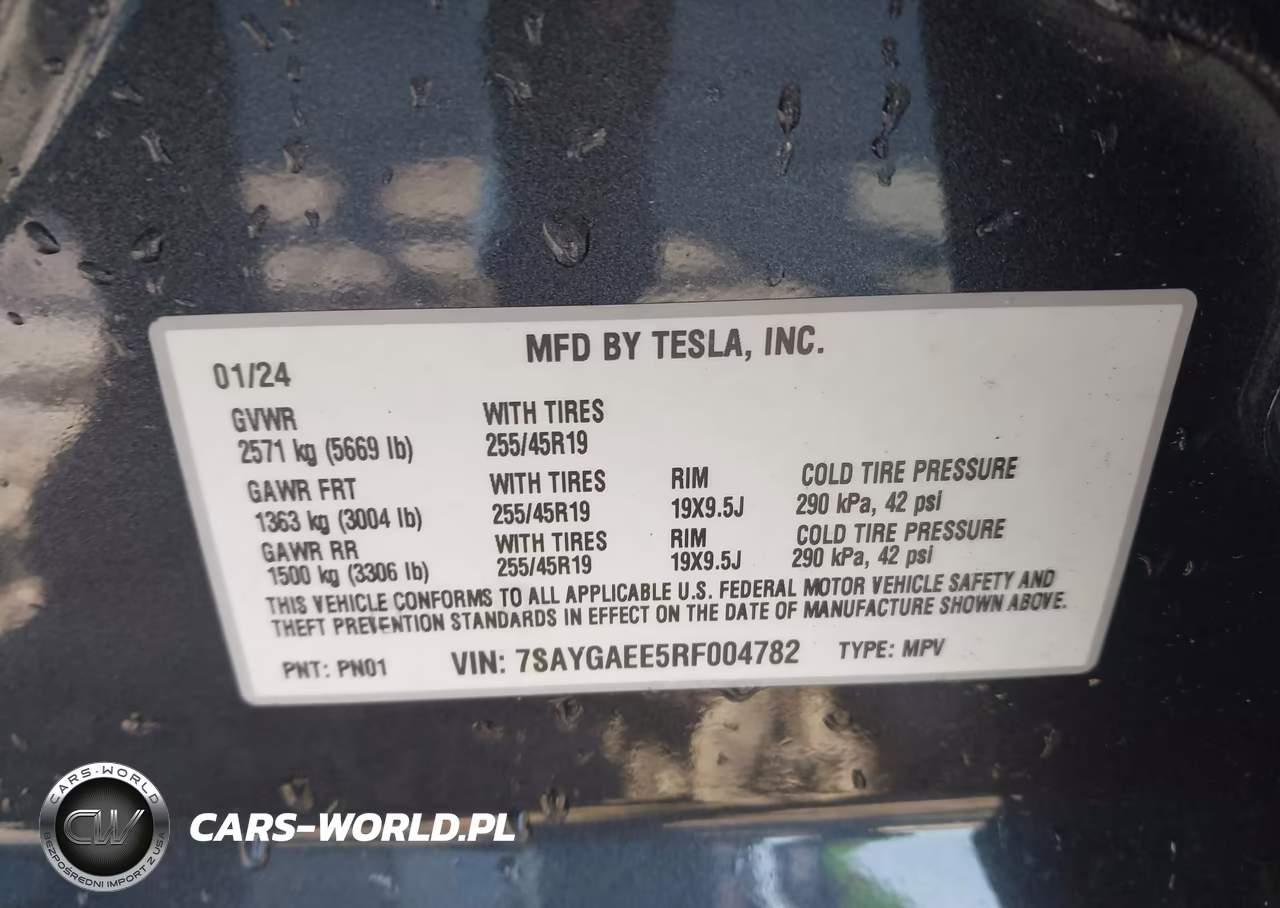 2024 Tesla Model Y Long Range Dual Motor All-Wheel Drive VIN:7SAYGAEE5RF004782 - 9