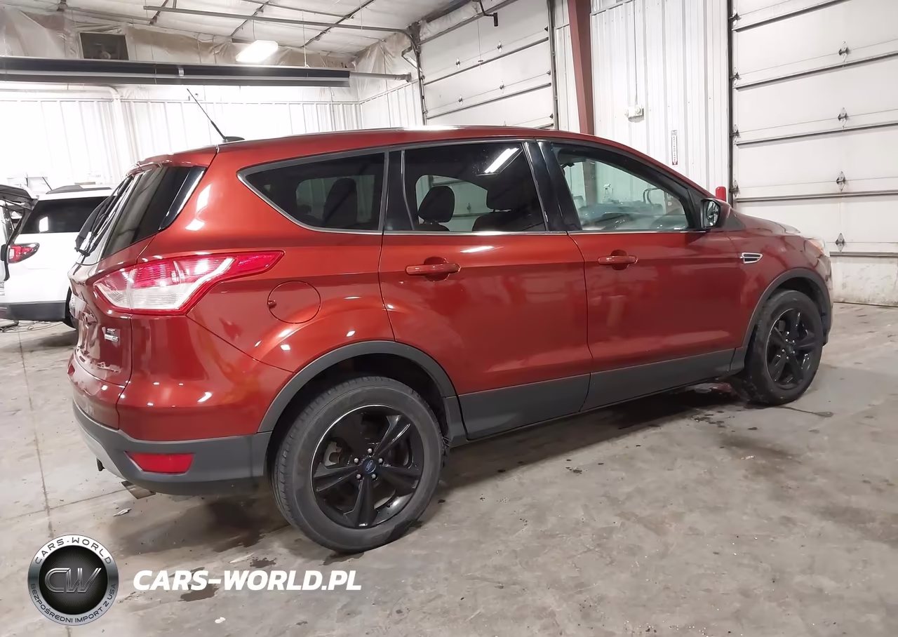 2016 Ford Escape Se VIN:1FMCU9GX1GUA39610 - 4