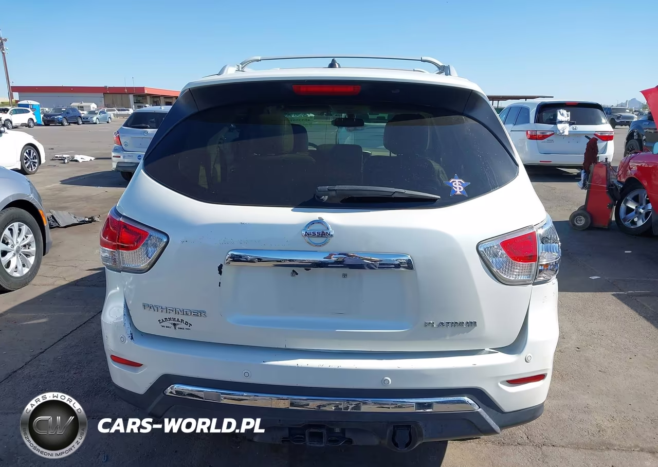 2015 Nissan Pathfinder Platinum VIN:5N1AR2MN5FC633026 - 17