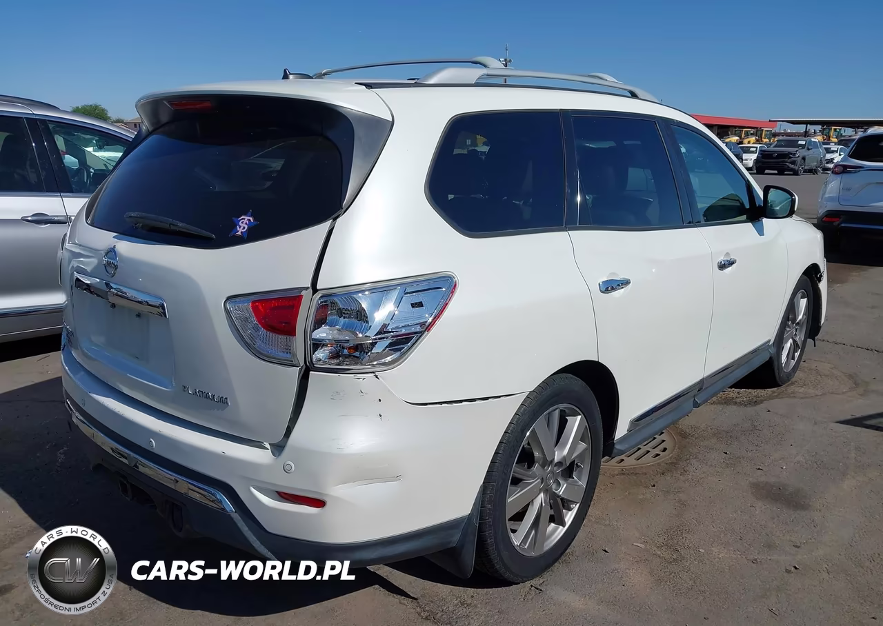 2015 Nissan Pathfinder Platinum VIN:5N1AR2MN5FC633026 - 4